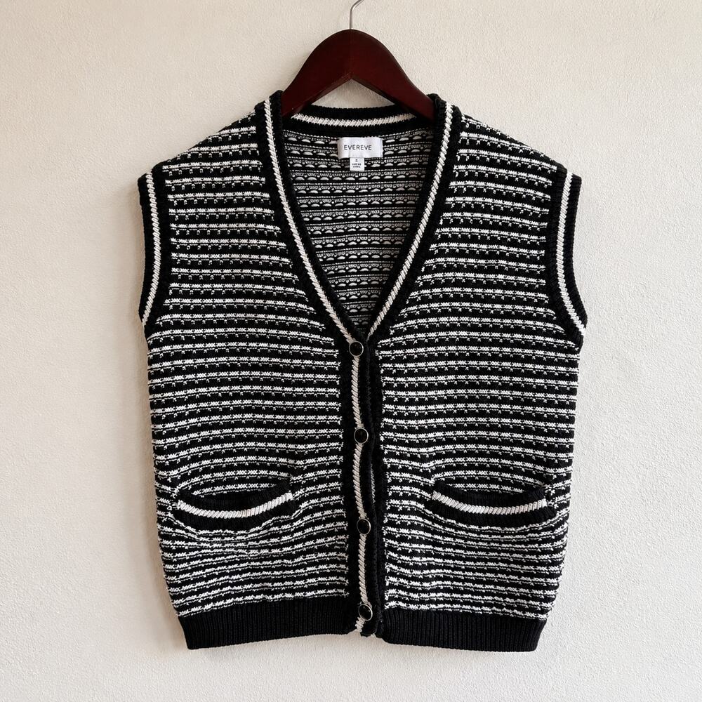Evereve Black & White Striped Knit Sweater Vest – Size Small Enamel Buttons Prep
